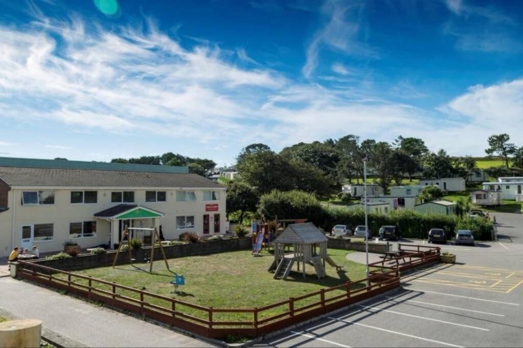 8 Sleep Chalet At Newquay Away Resorts Nb160 외부 사진